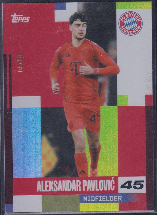 Aleksandar Pavlovic /50 Topps FC Bayern München Team Set 2024/25