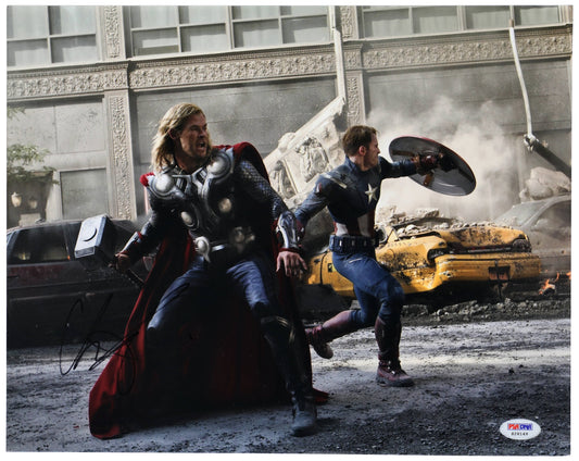 🎬 Chris Hemsworth Signiertes Foto – 28 x 35 cm – inkl. PSA/DNA Zertifikat 🎬